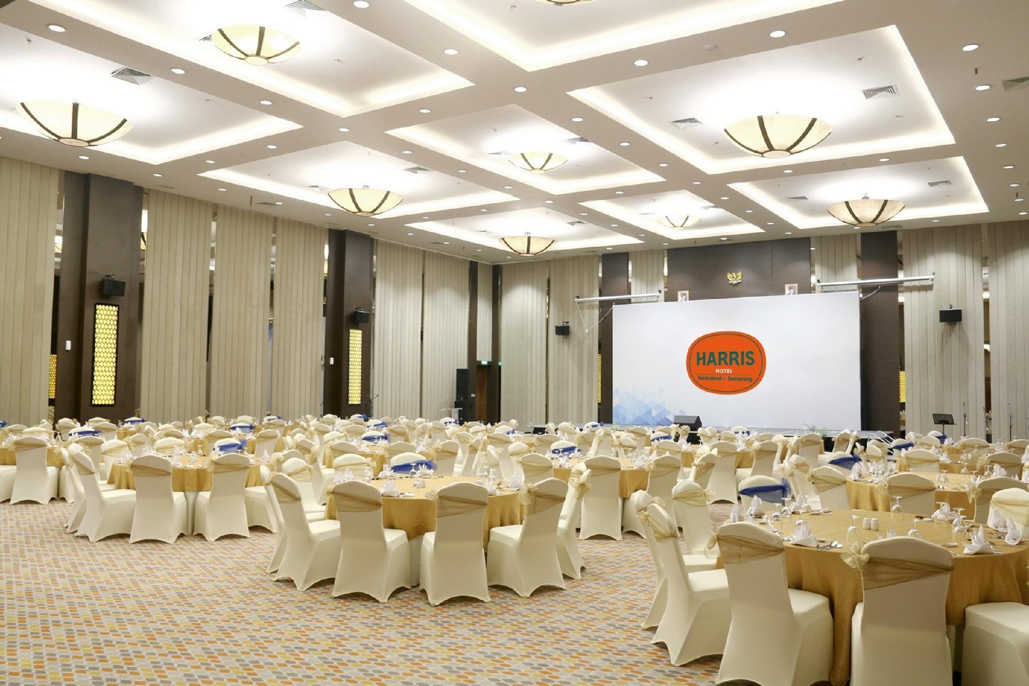 Harris Hotel Sentraland Semarang Exteriör bild