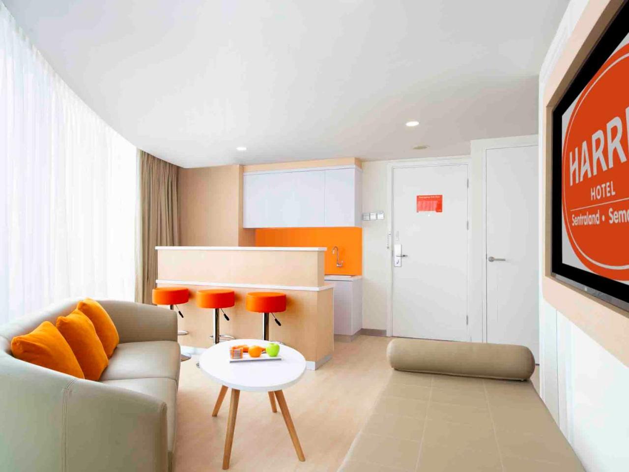 Harris Hotel Sentraland Semarang Exteriör bild